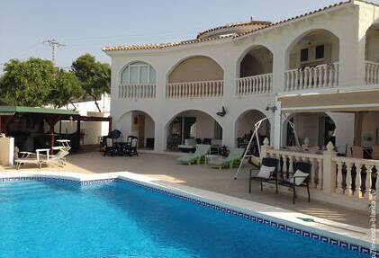 Increíble villa en venta en Busot, Alicante