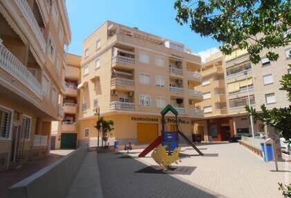 Appartement op eerste verdieping te koop in La Mata, Torrevieja