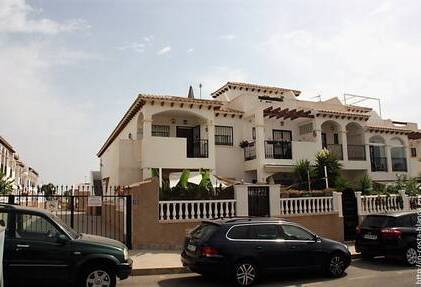 Op het zuiden gelegen bungalow te koop in Torrevieja