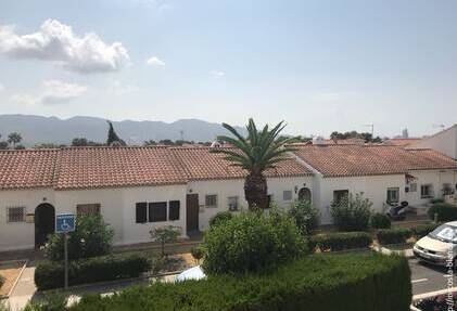 Acogedor bungalow vacacional en La Nucia