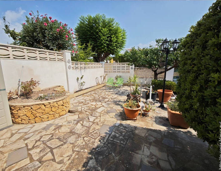 Family Home for Sale in Residencia Montebello – Nou Espai, La Nu