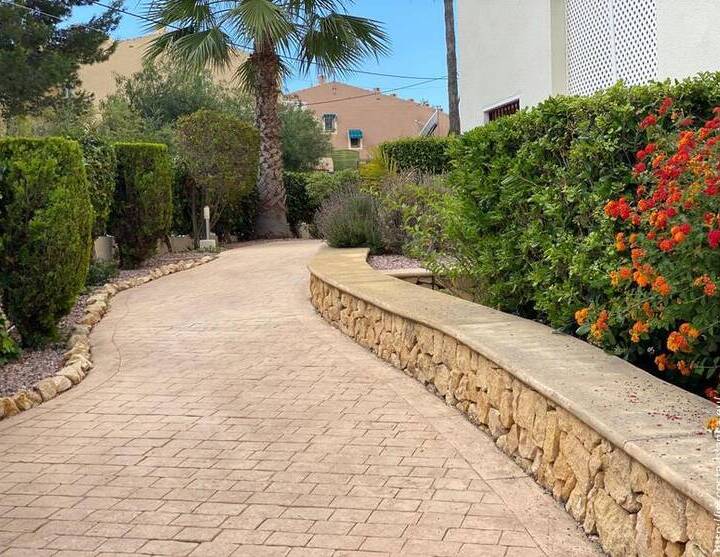 Appartement te koop in Albir – Begane grond.