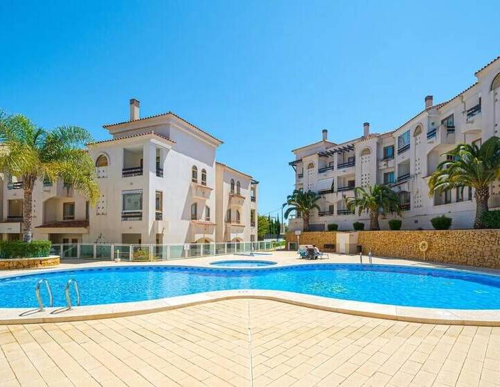Appartement te koop in Albir – Begane grond.