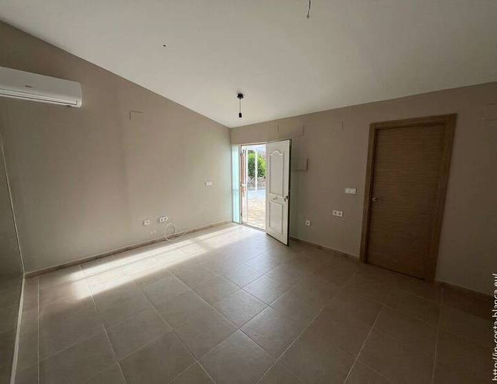 Apartamento de 1 Dormitorio en Villa Residencial – La Nucía, Cos