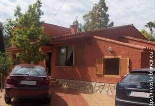 Villa in Albir met 2 gast verblijven