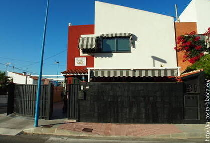 Villa en Moraira en venta y en alquiler caro