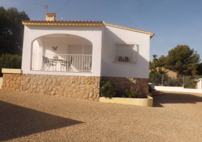 Villa rustig gelegen te Albir