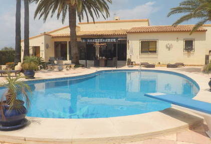 Luxury villa for sale in Albir