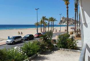 First line apartment for holiday rent